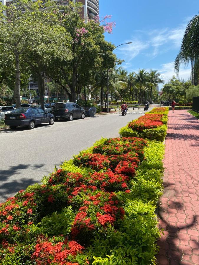 Barra Da Tijuca - 9 - Flat Premium Com Cozinha, Fogao Cooktop, Geladeira Grande, Smart Tv Grande, Lindo E Muitissimo Confortavel, Balsa Para A Praia Gratis E Estacionamento Gratuito Rio de Janeiro Eksteriør bilde