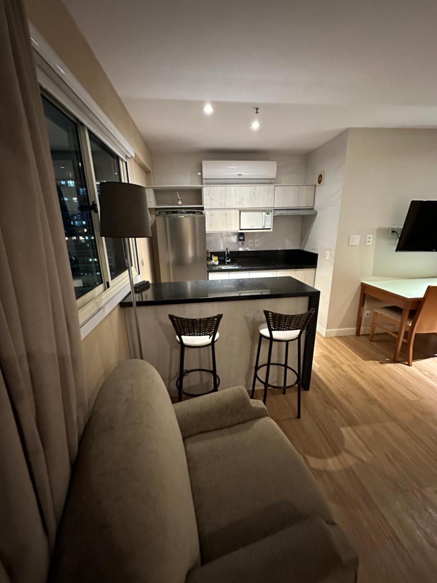 Barra Da Tijuca - 9 - Flat Premium Com Cozinha, Fogao Cooktop, Geladeira Grande, Smart Tv Grande, Lindo E Muitissimo Confortavel, Balsa Para A Praia Gratis E Estacionamento Gratuito Rio de Janeiro Eksteriør bilde