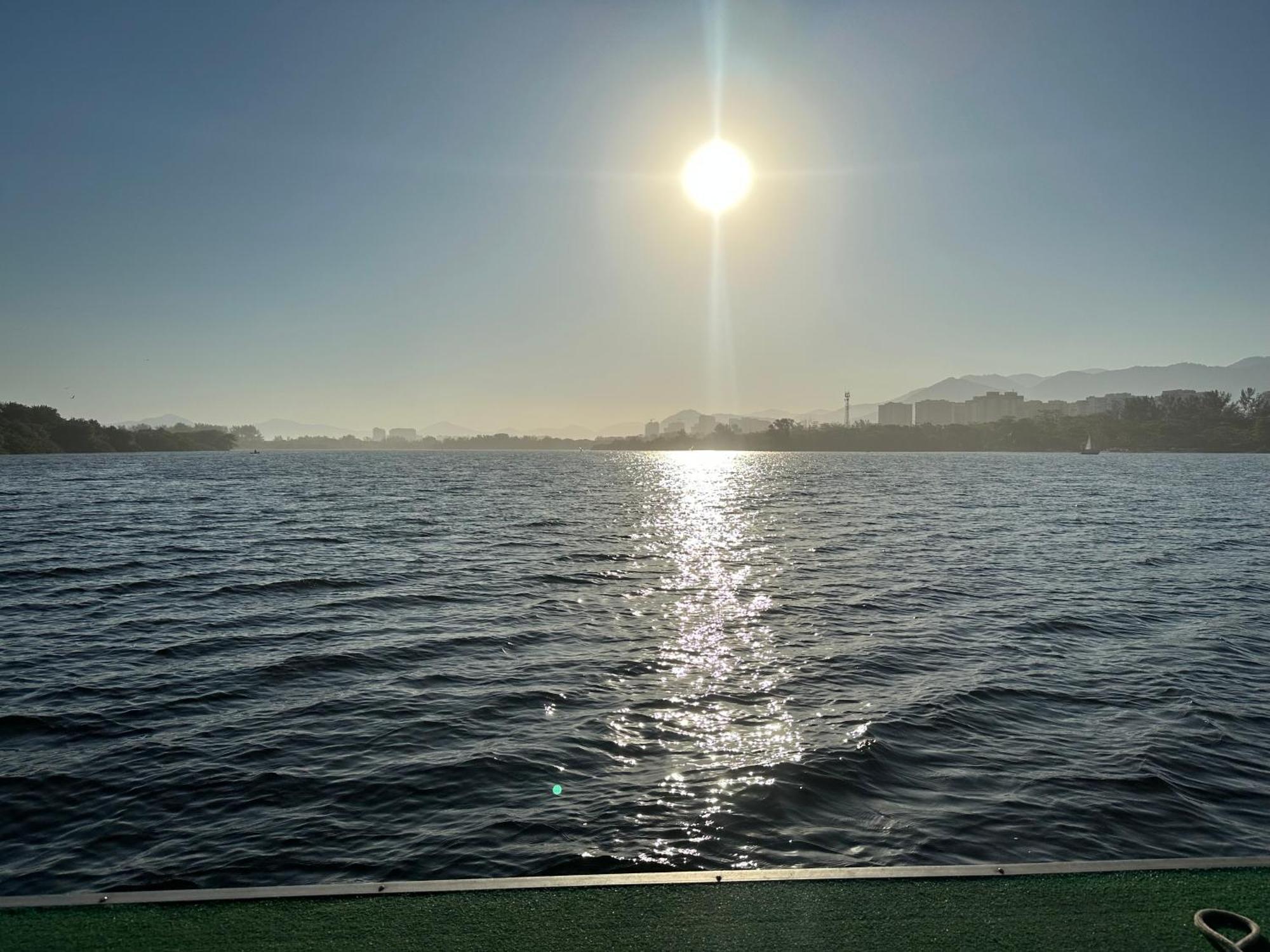 Barra Da Tijuca - 9 - Flat Premium Com Cozinha, Fogao Cooktop, Geladeira Grande, Smart Tv Grande, Lindo E Muitissimo Confortavel, Balsa Para A Praia Gratis E Estacionamento Gratuito Rio de Janeiro Eksteriør bilde